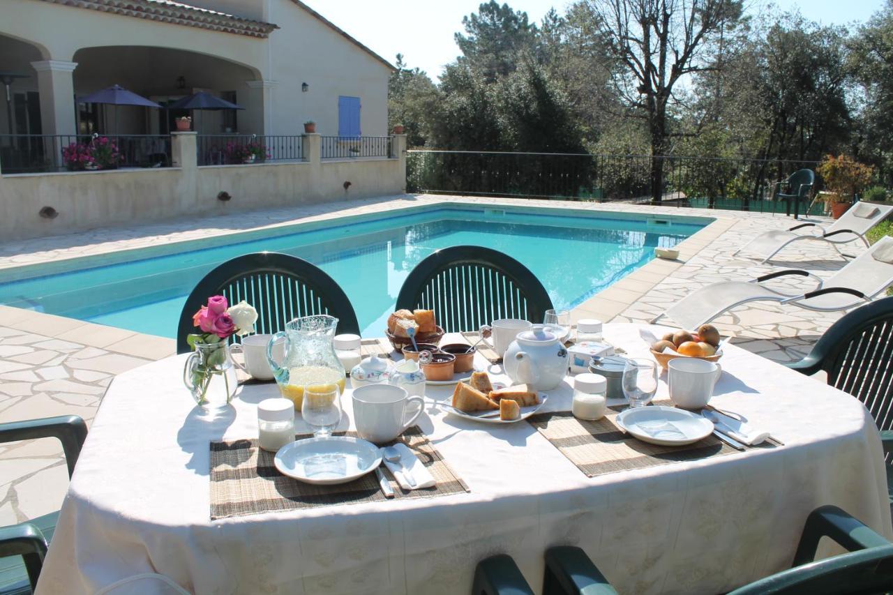 La Maison De Jenny Bed & Breakfast Montauroux Luaran gambar